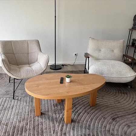 Teratop-living, 3-zimmer, Zentrale Lage, Geschaeftsreisen, Kurztrips, Laengere Aufenthalte