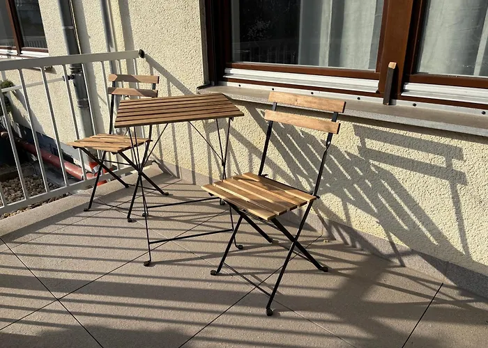 Teratop-living, 3-zimmer, Zentrale Lage, Geschaeftsreisen, Kurztrips, Laengere Aufenthalte *